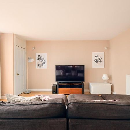 2Br New Town Garden Apartment Единбург Екстериор снимка